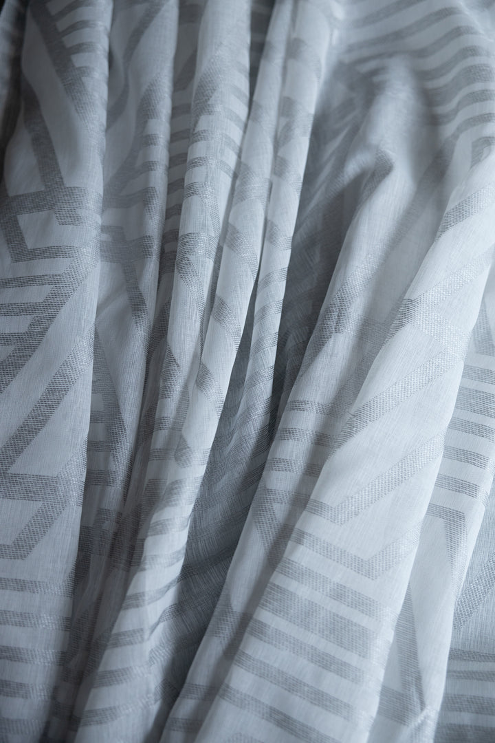 Rideau à Oeillets rétro modulaire en jacquard transparent Ligure 108"x 95"