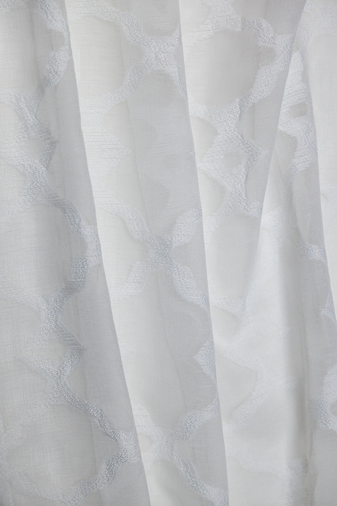 Rideau transparent à motif jacquard rétro Modena Avec Oeillets 108"x 95"