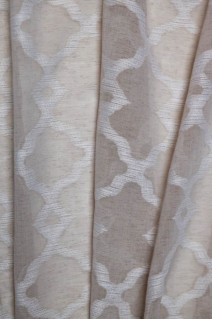 Rideau transparent à motif jacquard rétro Modena Avec Oeillets 108"x 95"