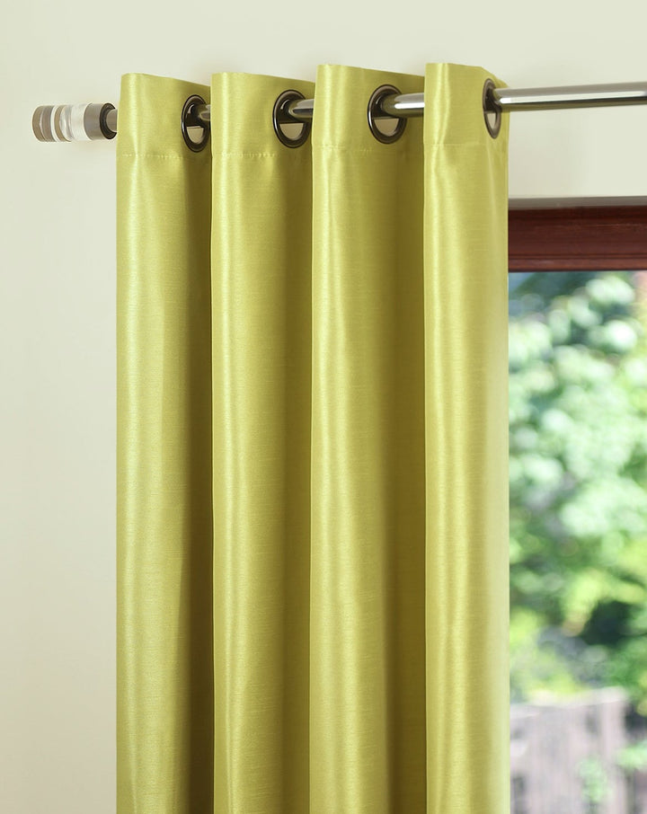 Rideau Assombrissants en fausse soie Oslo avec Oeillets 54" x 108"