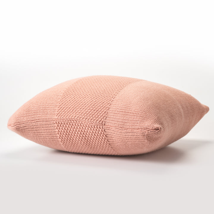 Oreiller décoratif en tricot Blush