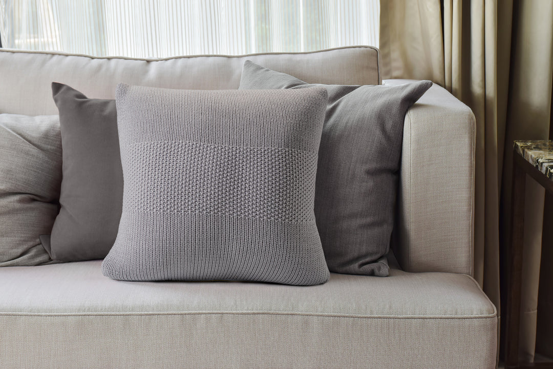 Oreiller Décoratif en Tricot Gris