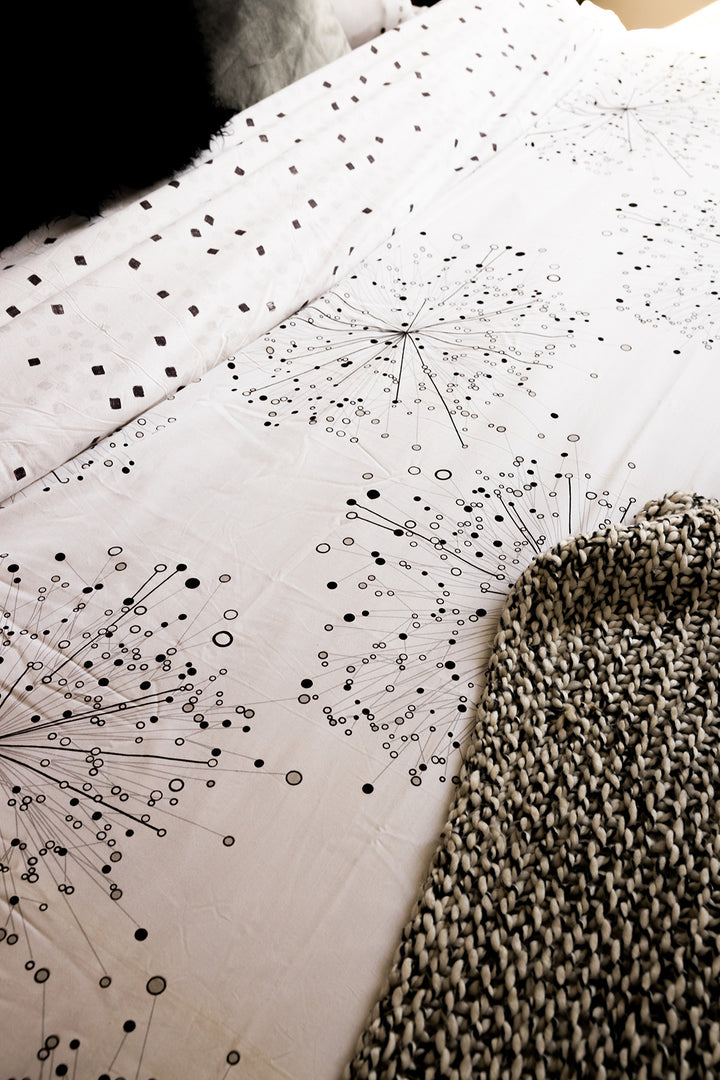 Tobago Queen Size Printed Reversible 6 pc Cotton Duvet Cover Set