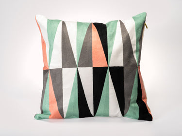Coussin Décoratif en Coton Brodé Multicolore