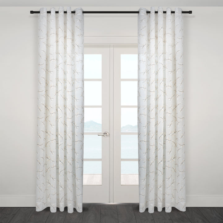Vienne Multi printed floral Design Curtain 80"x95"